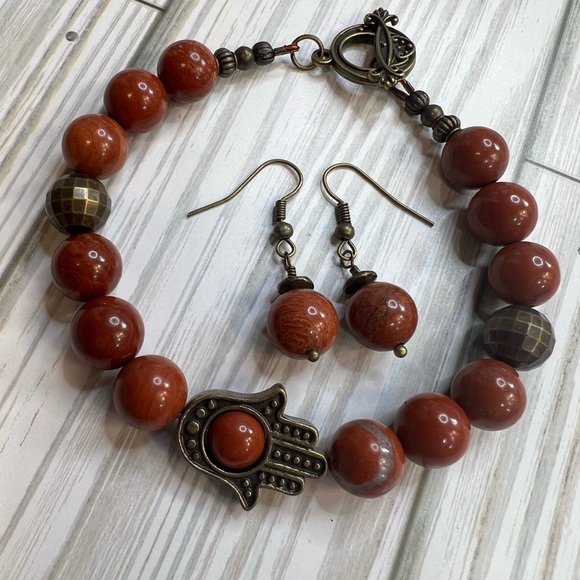 HM105- 7.5” Red Jasper Bracelet & Earrings Set - Picture 1 of 3